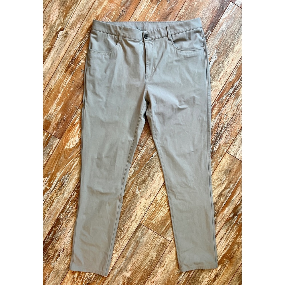 Vuori Meta Pant Mens 34 Light Grey‎ Technical Chino Performance Trousers